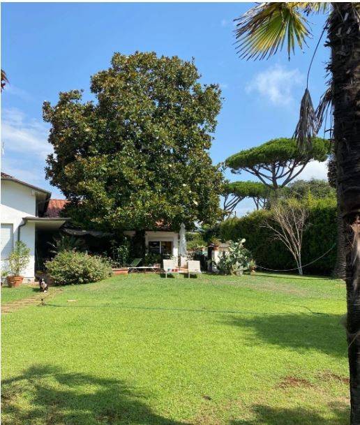 Villa a Pietrasanta in Via Giosuè Carducci, 40 - Foto 4