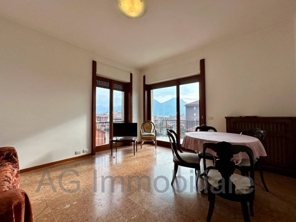 Appartamento a Verbania in Via Camillo Tonazzi - Foto 4