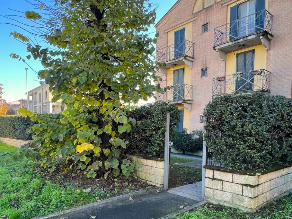 Appartamento a Siziano in Via San Vitale, 29 - Foto 2