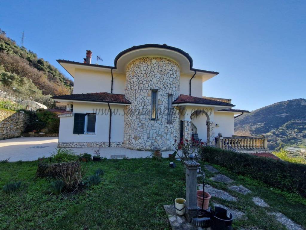 Villa a Vallecrosia in Strada san Ferian - Foto 3