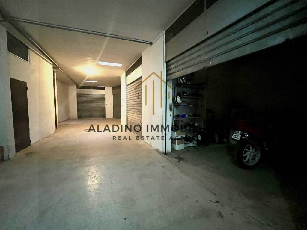 Box / garage a Trani in Via Madre Anna Ventura, 2 - Foto 5