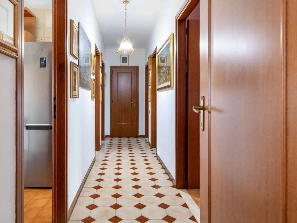 Appartamento a Quartu sant'elena in Via Antonio Stradivari, 15 - Foto 5