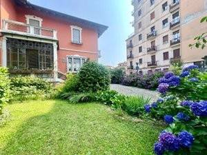 Villa a Verbania in Corso Benedetto Cairoli, 58 - Foto 3