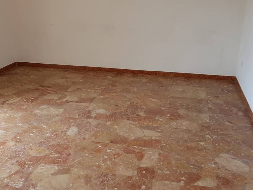 Appartamento a Massa marittima in Viale Risorgimento - Foto 2