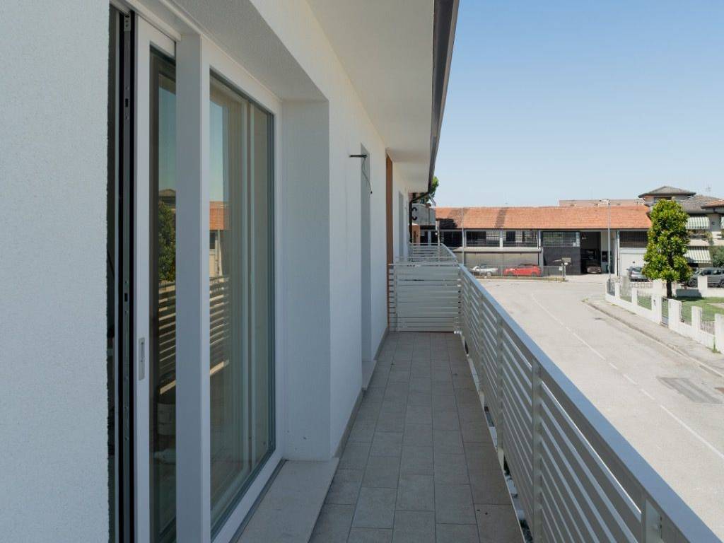 Attico / mansarda a Ponte san nicolò in Via Goffredo Mameli, 23 - Foto 5