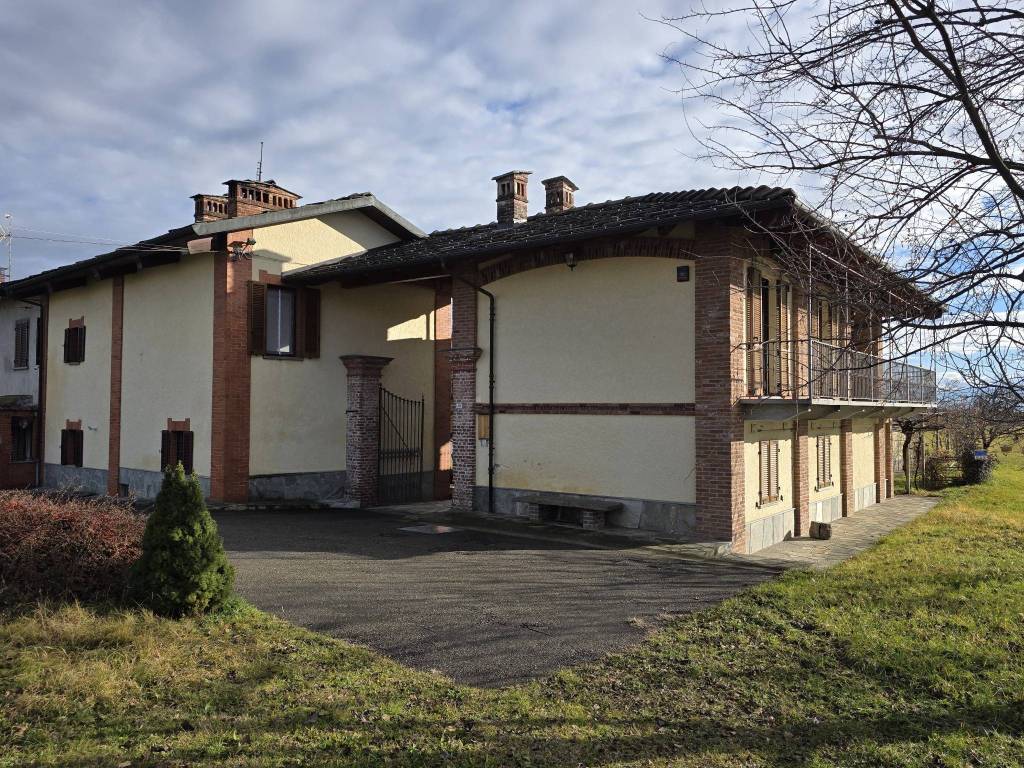 Rustico / casale a Cavour in Via Bagnolo, 49 - Foto 4