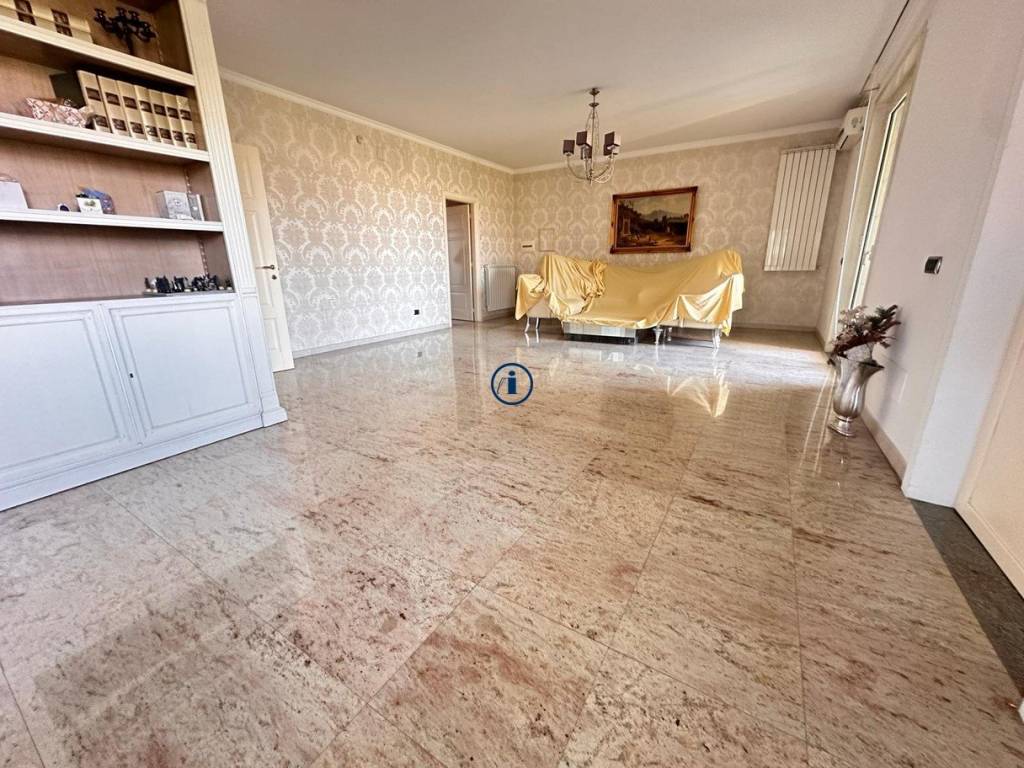 Appartamento a San nicola la strada in Via Michelangelo Buonarroti, 25 - Foto 2