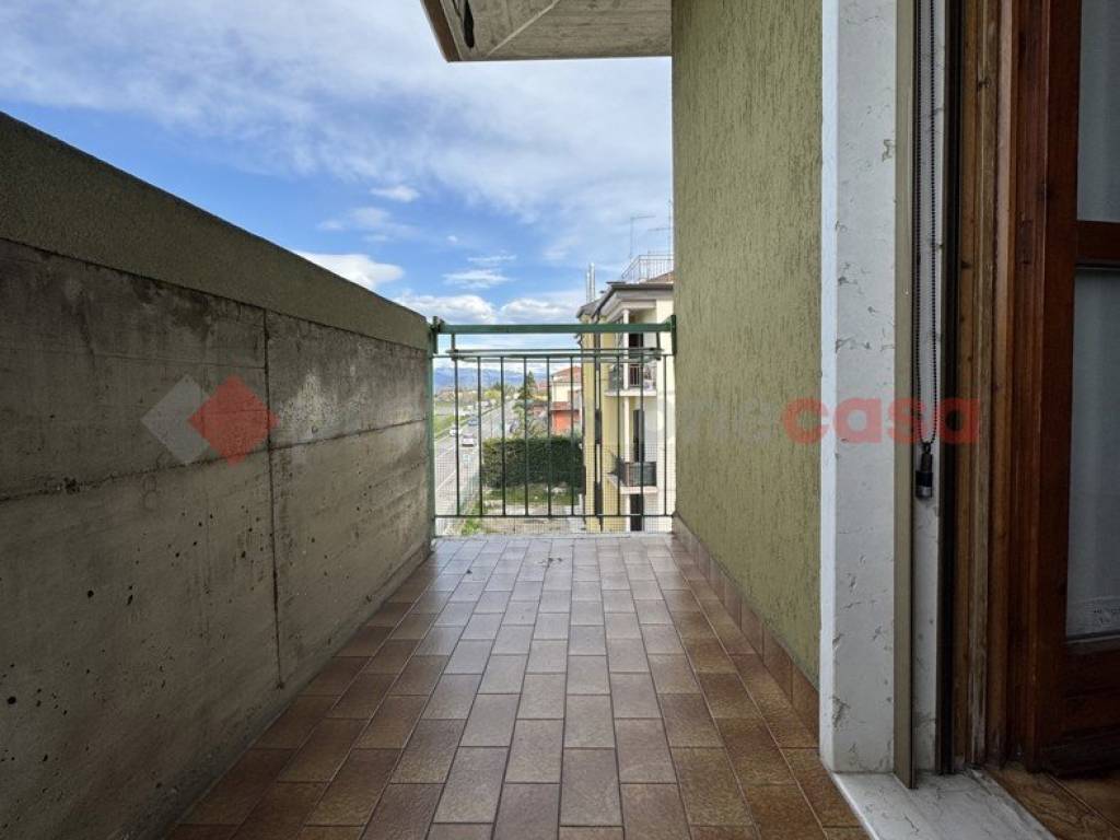Appartamento a Buttapietra in Via Verona - Foto 3