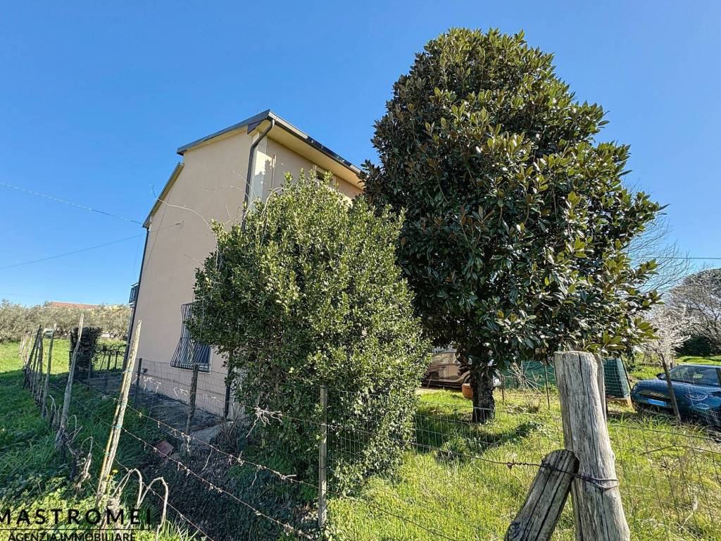 Casa indipendente a Porcari in Via Rocchetti, 8 - Foto 3