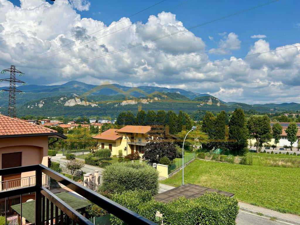 Appartamento a Airuno in Via Postale Vecchia, 36 - Foto 5