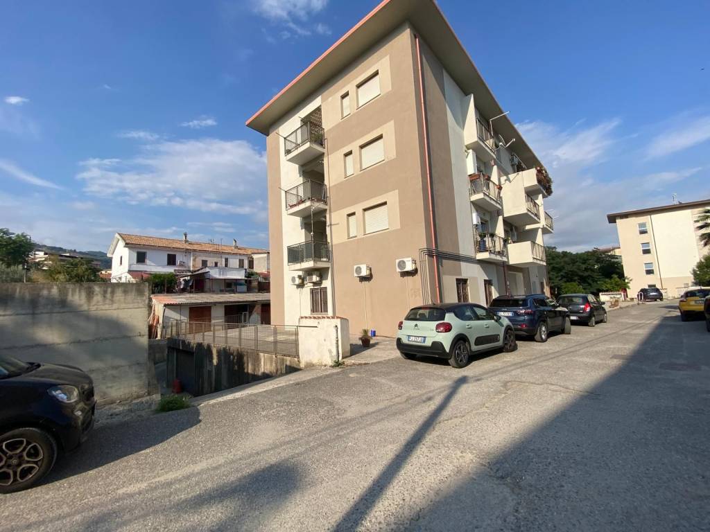 Immobile a Lamezia terme in Via Salvatore Miceli - Foto 2