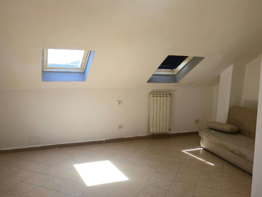 Appartamento a Tradate in Via Santo Stefano, 2 - Foto 3