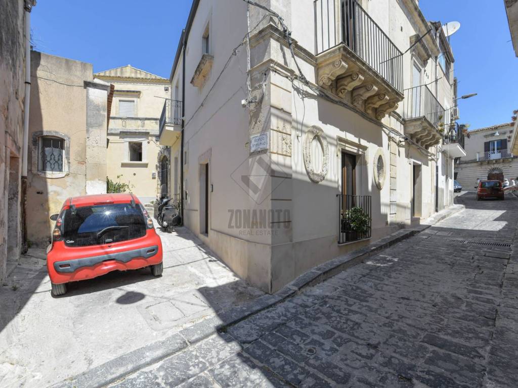 Casa indipendente a Noto in Ronco Irminio - Foto 2