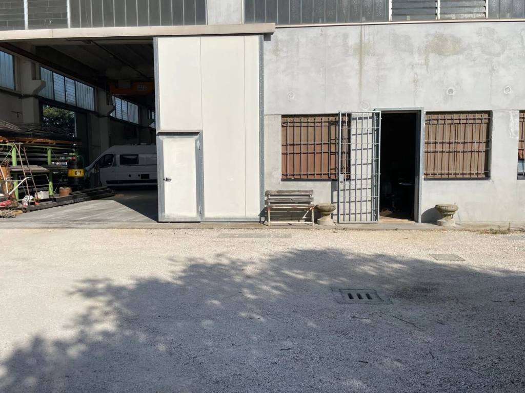 Immobile a Ravenna in Via Della Produzione - Foto 3