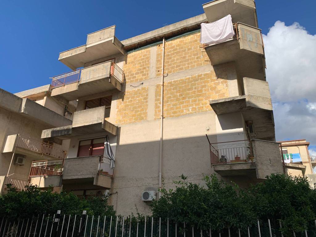 Appartamento a Carini in Via Siracusa - Foto 2
