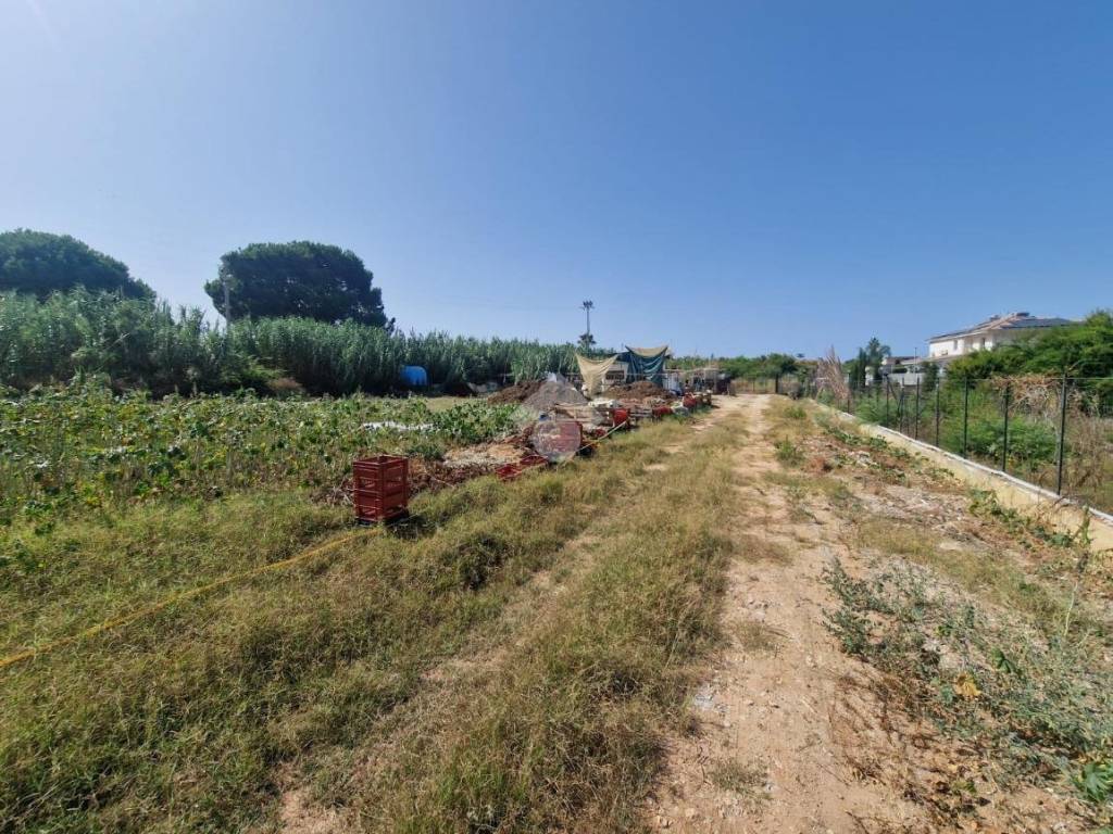 Terreno a Carini in VIA FERDINANDO MAGELLANO - Foto 2