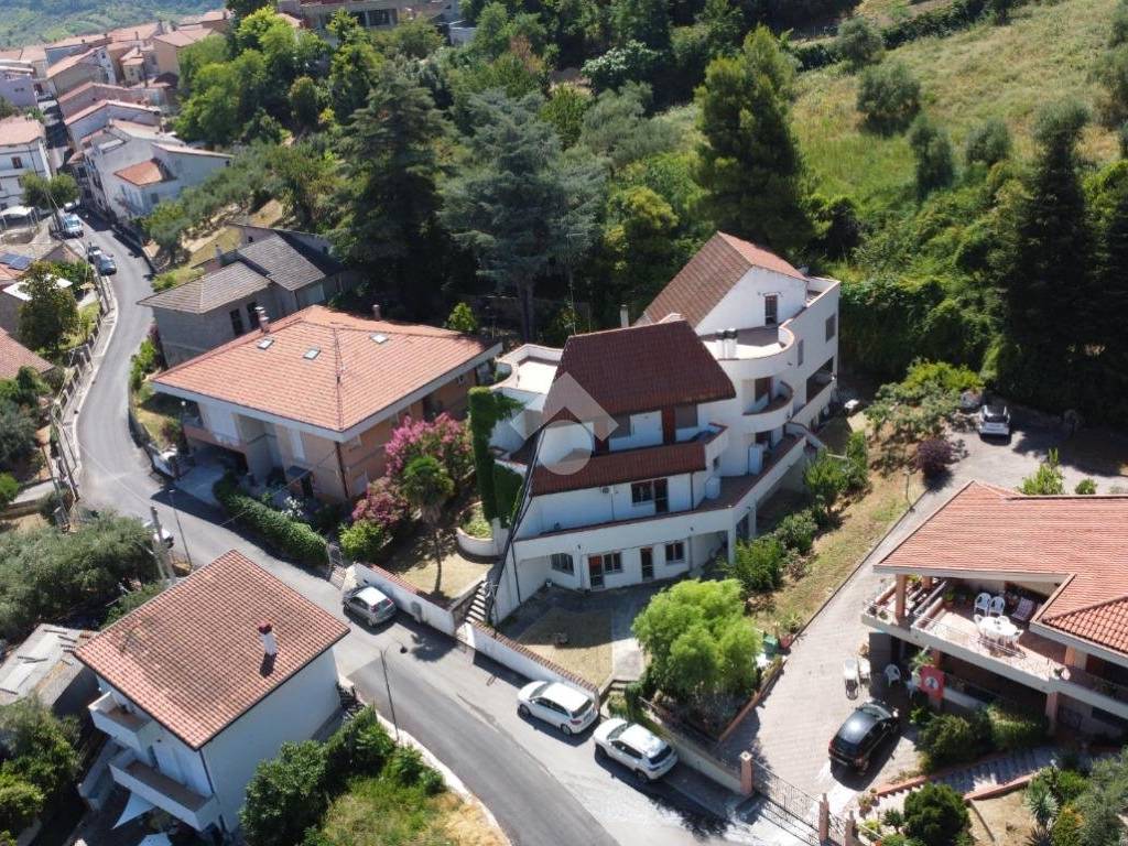 Appartamento a Miglianico in Via Circonvallazione Colle, 13 - Foto 2