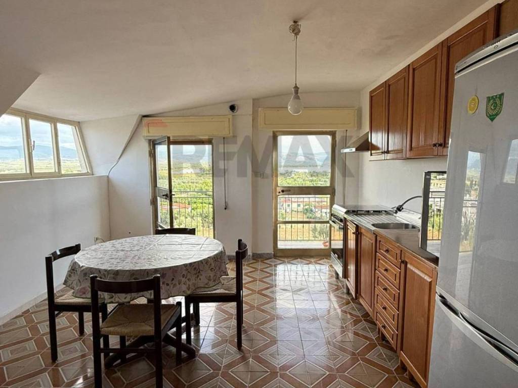 Appartamento a Ischitella in Viale Uria, 183 - Foto 2
