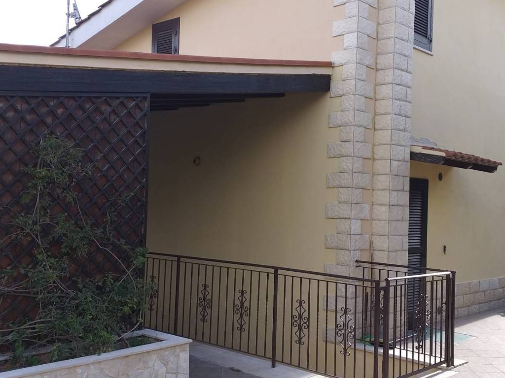 Villa a Trani in Strada Vicinale San Luca - Foto 5