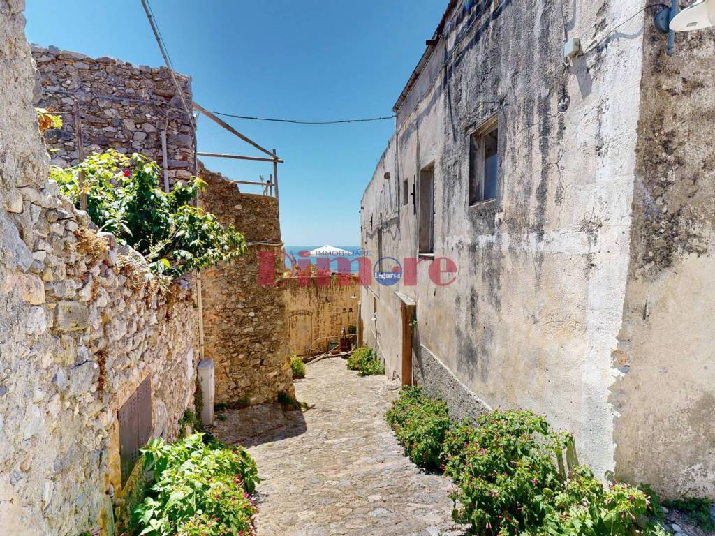 Appartamento a Borgio verezzi in Via Castello - Foto 2