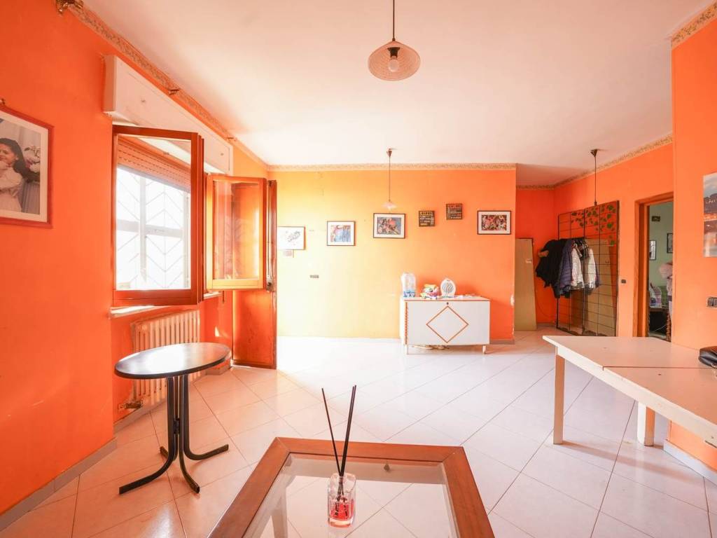 Appartamento a Palo del colle in Via Giuseppe Carlucci Serg., 25 - Foto 2