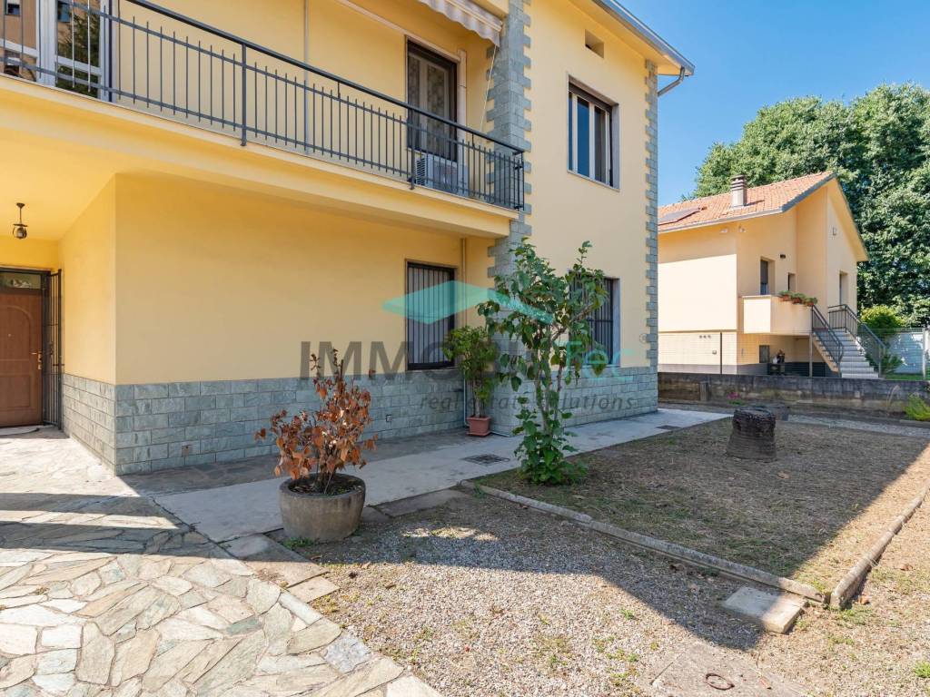 Villa a Caronno pertusella in Via Santa Margherita - Foto 4
