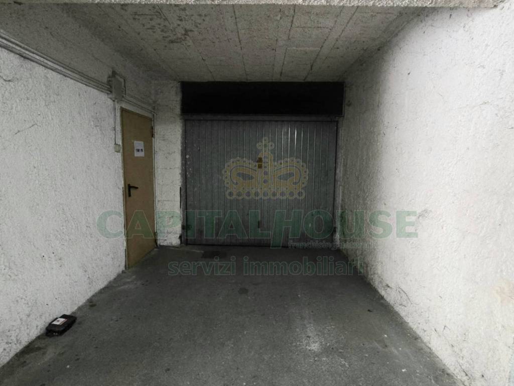 Box / garage a San nicola la strada in Via degli Olmi - Foto 5
