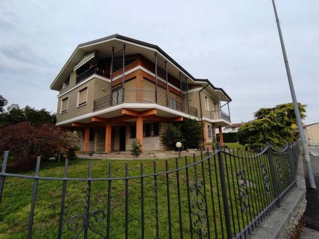 Villa a Bolgare in Via Luigi Cadorna S.N.C. - Foto 2