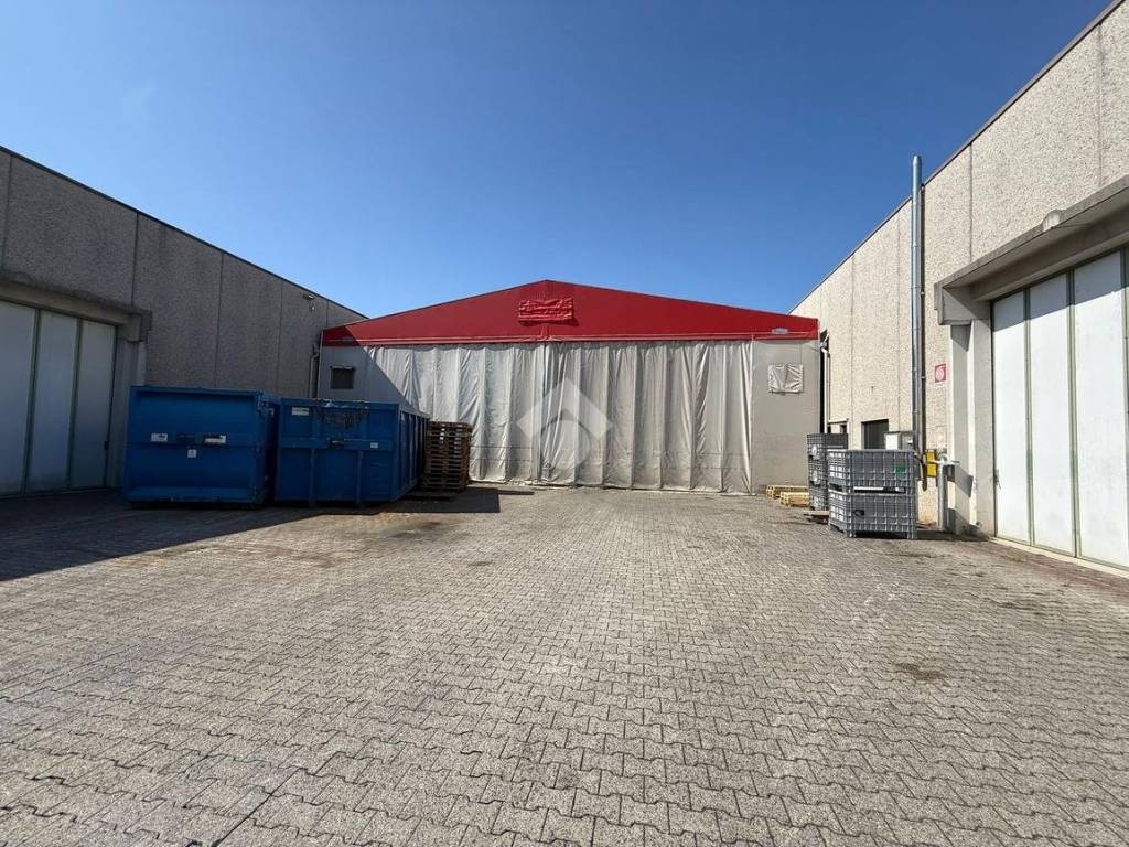 Immobile a Ghisalba in Via provinciale, 1 - Foto 2