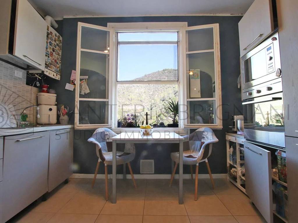 Appartamento a Apricale in Piazza Vittorio Emanuele, 14 - Foto 3