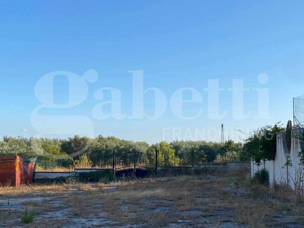 Terreno a Trani in via Di Valle Luna - Foto 3