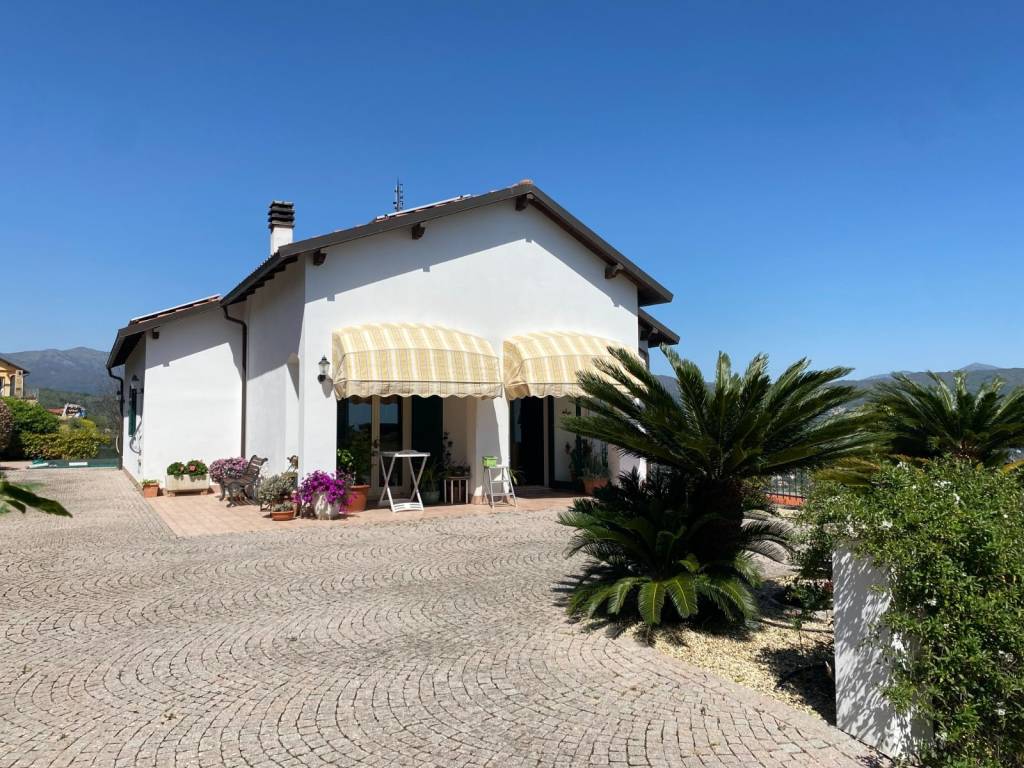 Villa a Imperia in Località Pozzi di Torrazza - Foto 3