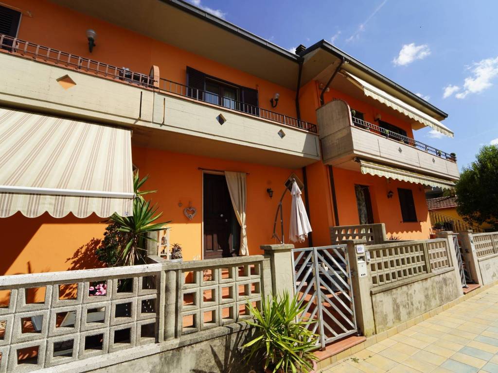 Villetta a schiera a Monsummano terme in Via Ho Chi Minh - Foto 2
