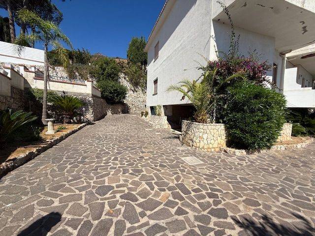 Appartamento a San felice circeo in Via Roma - Foto 2