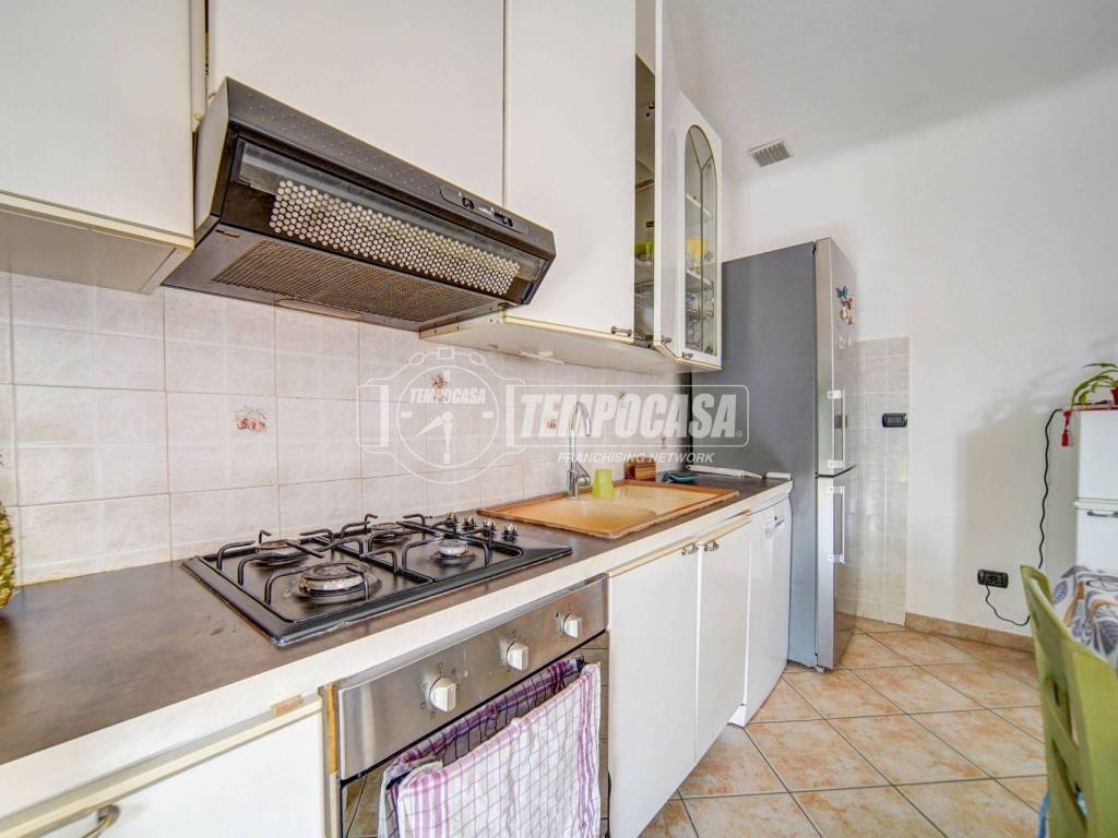 Appartamento a Carnago in Via San Bartolomeo 1 - Foto 5