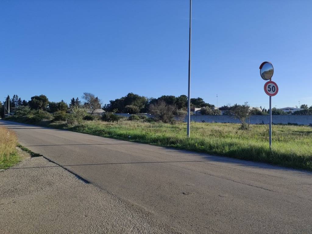 Terreno a Lecce in Via Giuseppe Agostino Roggerone - Foto 3