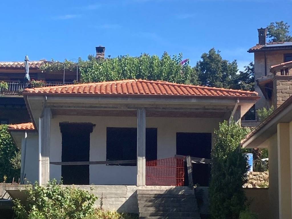 Villa a Canale monterano in Via 25 Aprile, 17 - Foto 2