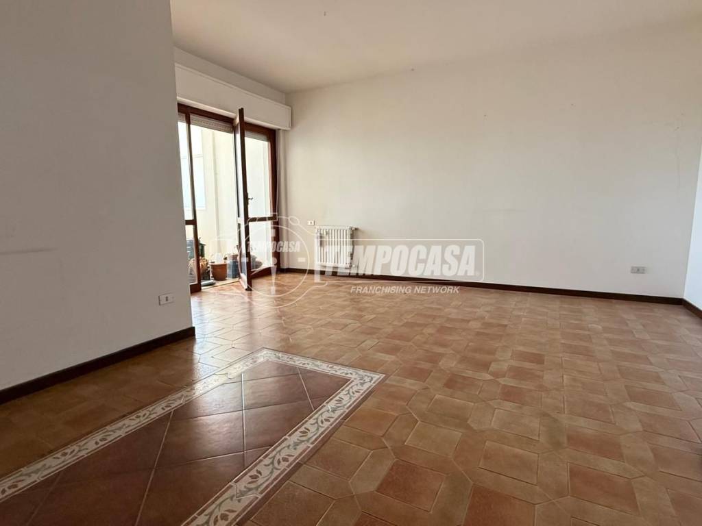 Appartamento a Oristano in Via Enrico Carboni 5 - Foto 2