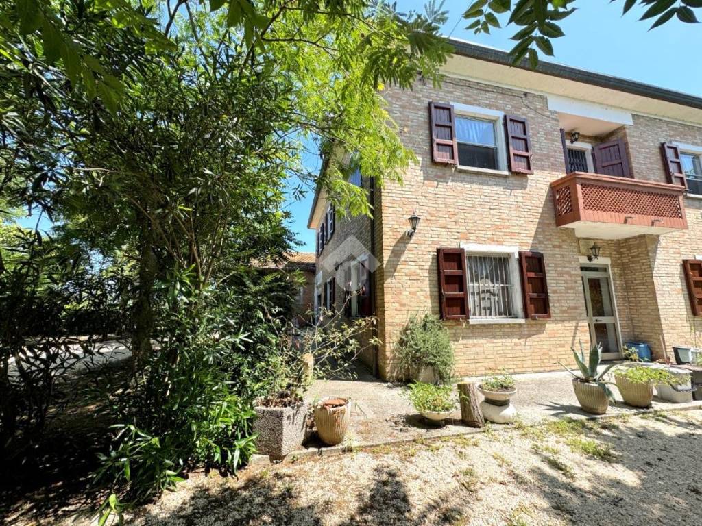 Casa indipendente a Alfonsine in Via Destra Senio, 76 - Foto 2