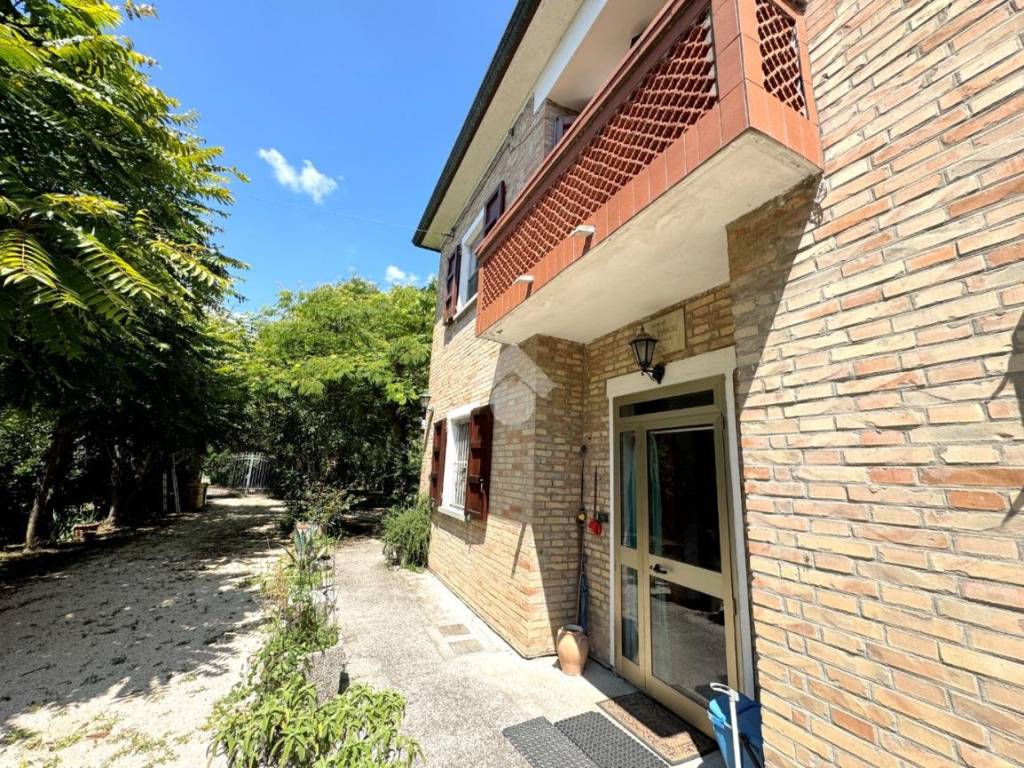 Casa indipendente a Alfonsine in Via Destra Senio, 76 - Foto 3