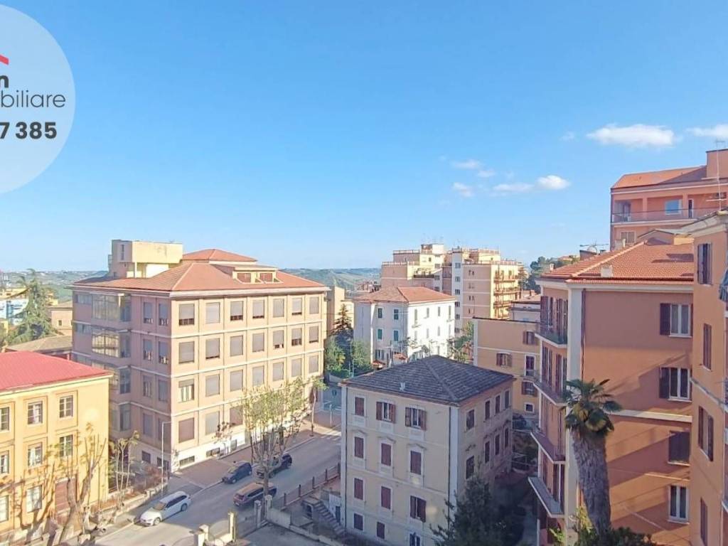 Appartamento a Chieti in Via Principe di Piemonte - Foto 3