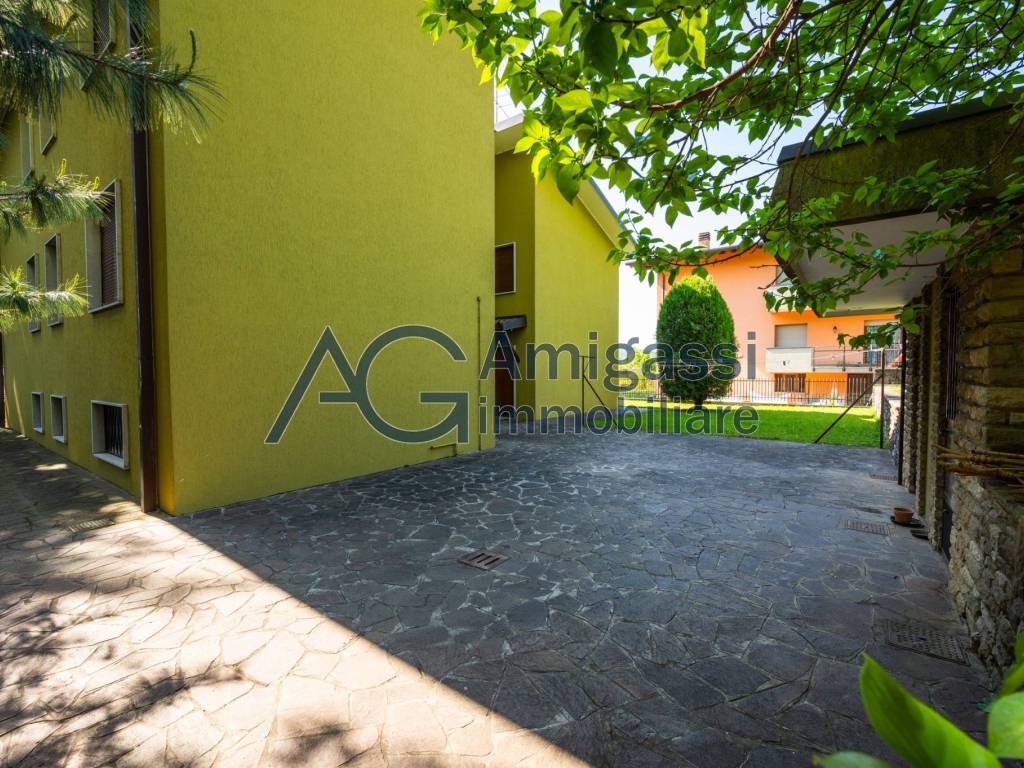 Villa a Alzano lombardo in Via Risorgimento - Foto 5