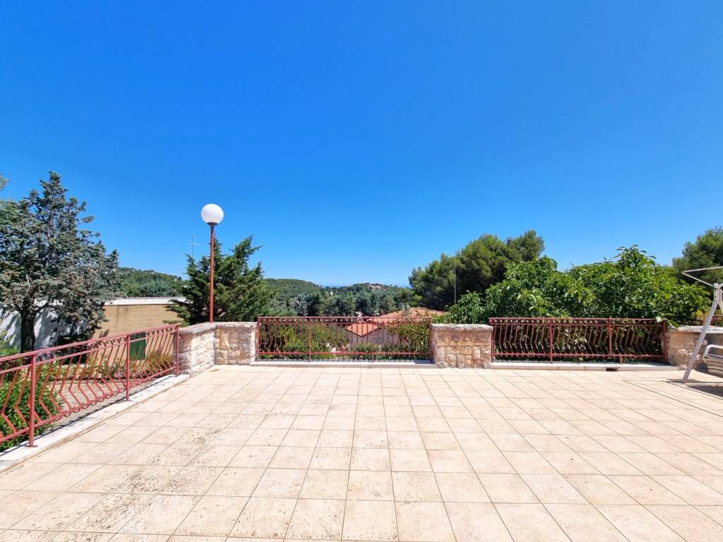 Villa a Fasano in Viale delle Noci, 77 - Foto 2