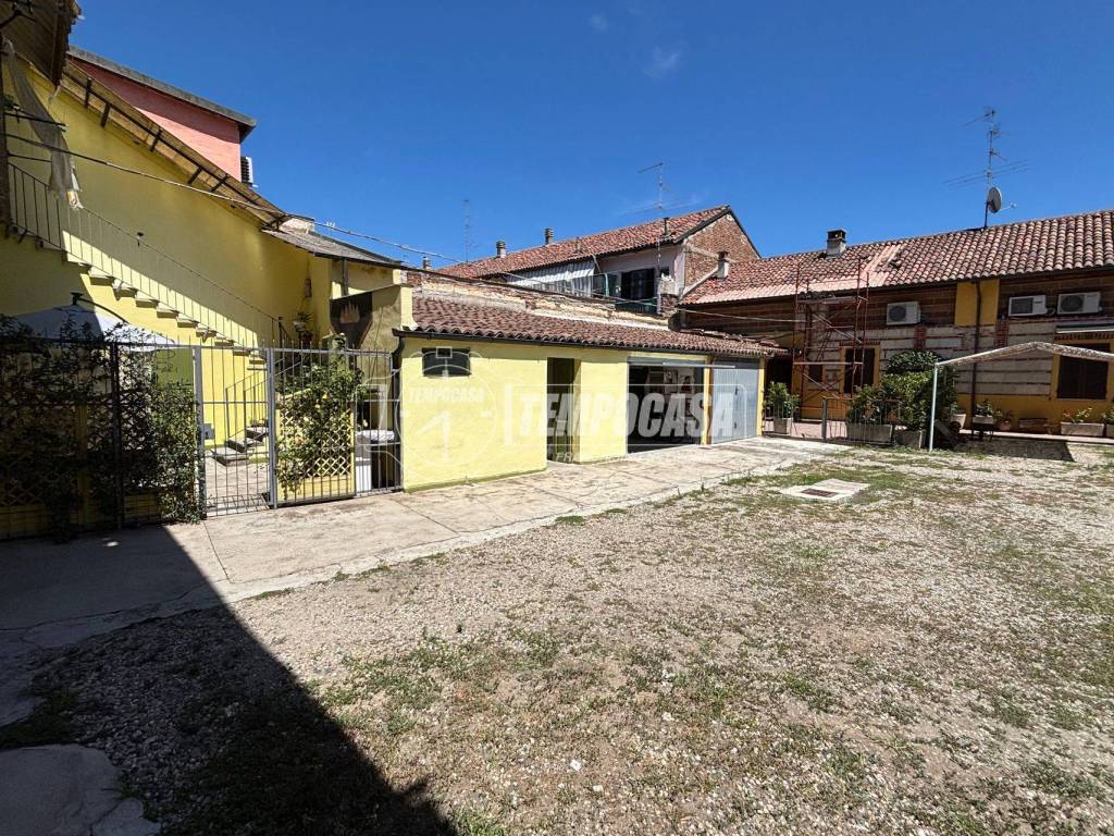 Casa indipendente a Casale monferrato in Via Mantova - Foto 2