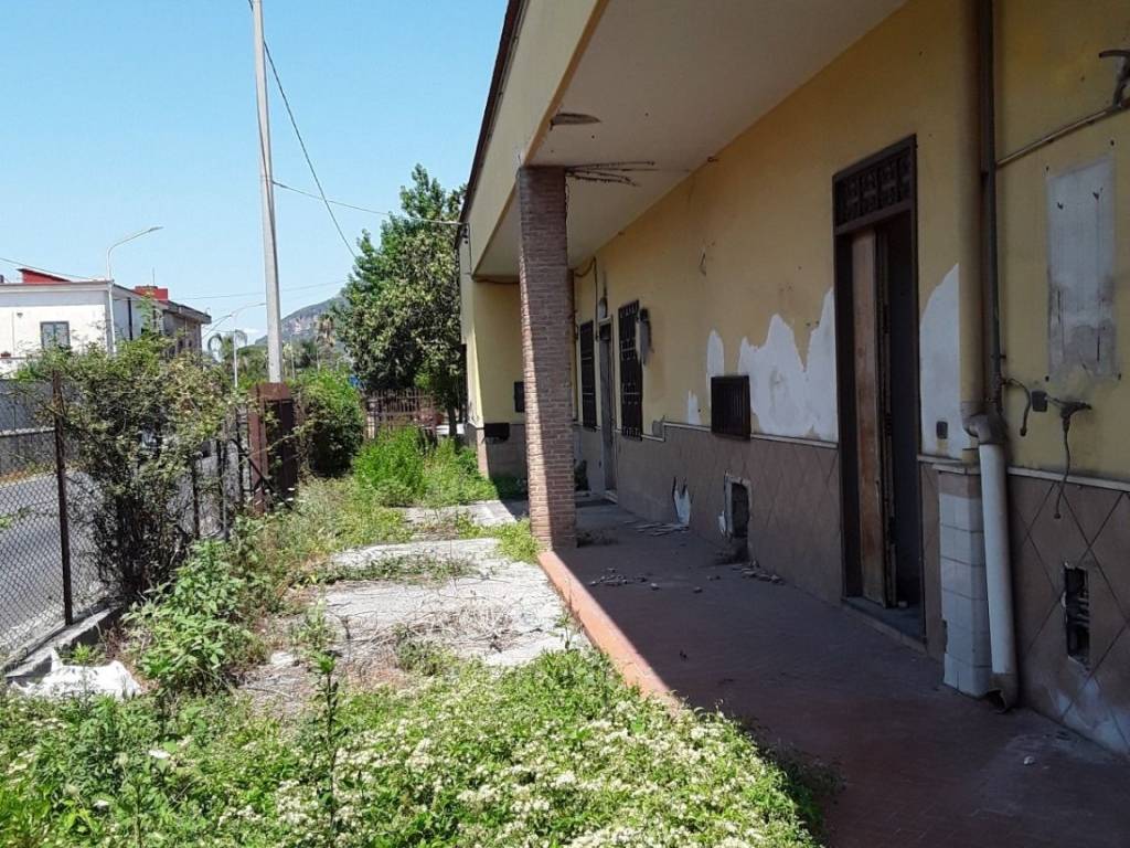Villa a Sarno in Via Sarno Palma - Foto 3