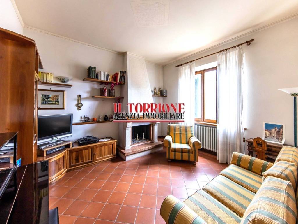 Villa a Pescia in Via 27 Aprile 1859 - Foto 2
