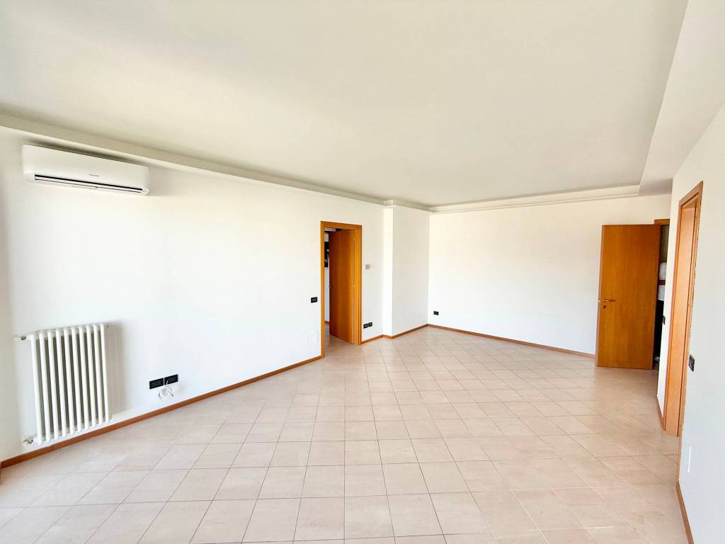Appartamento a Lomazzo in Via Insubria, 7 - Foto 5