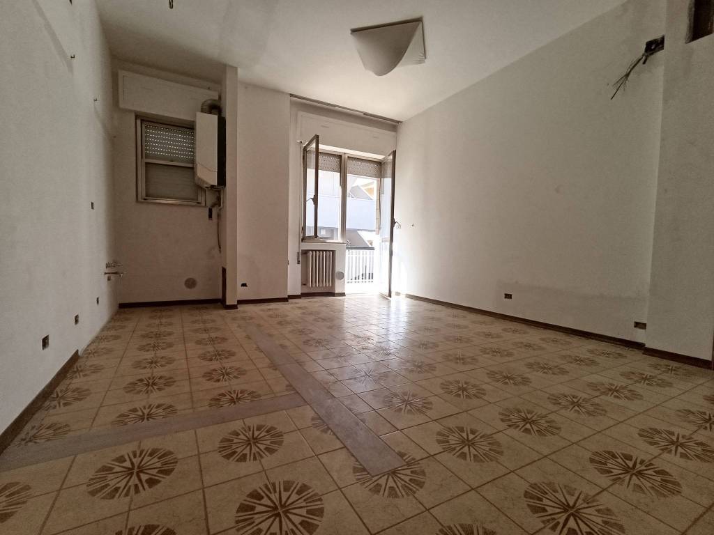 Appartamento a Alba adriatica in Lungomare Guglielmo Marconi - Foto 2