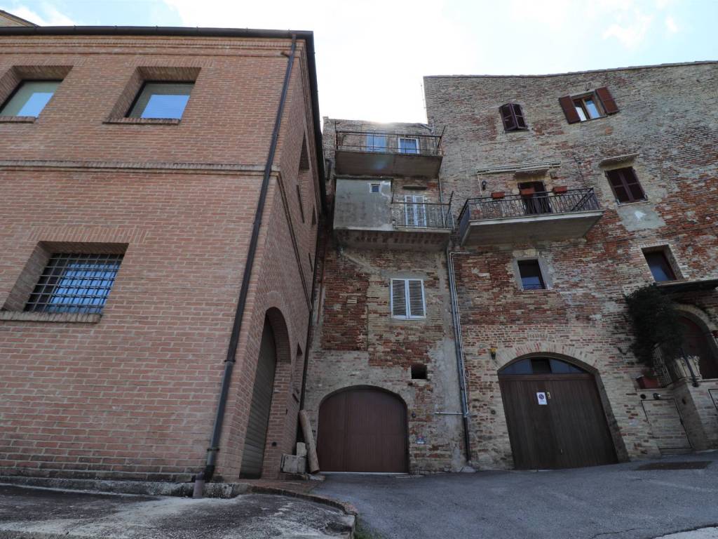 Casa indipendente a Ripatransone in Corso Vittorio Emanuele, 124 - Foto 3