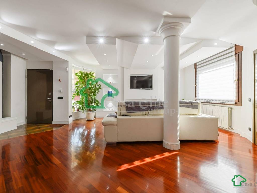 Villa a Cavenago d'adda in Via Madre Cabrini - Foto 5